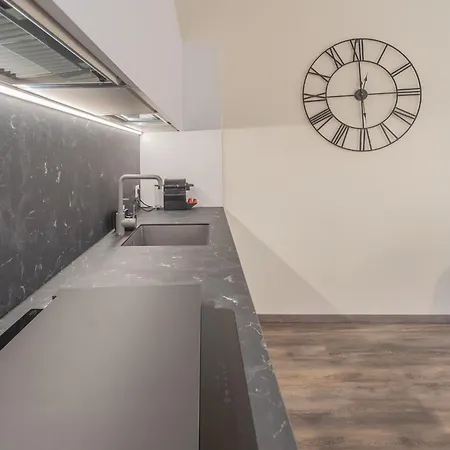 Modern Stylish Apartment In Como City