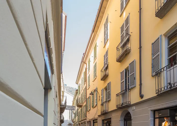 Apartment Modern & Stylish In By Rent